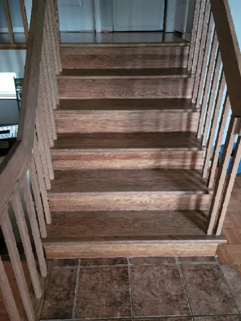 Sablage de marche finiton d'escalier